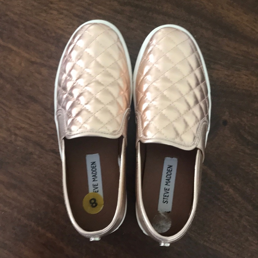 Steve Madden size 8 women's shoes.